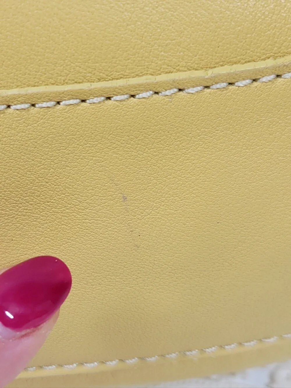 Vintage Jones New York Butter Yellow Leather Crescent Bag Y2K Half Moon Shoulder